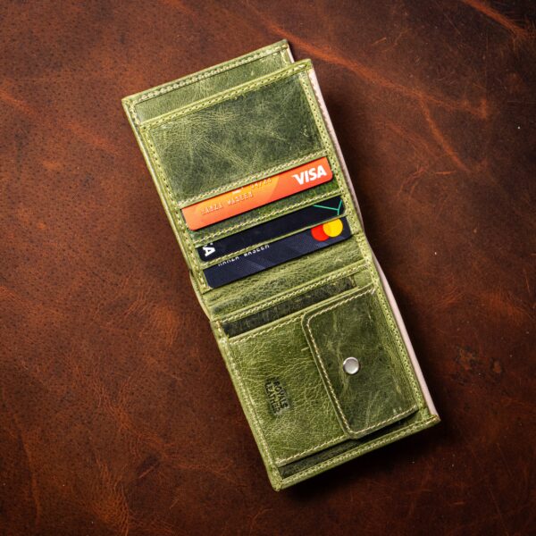 Royals Leather Forest Green Bi-Fold Wallet - Image 2